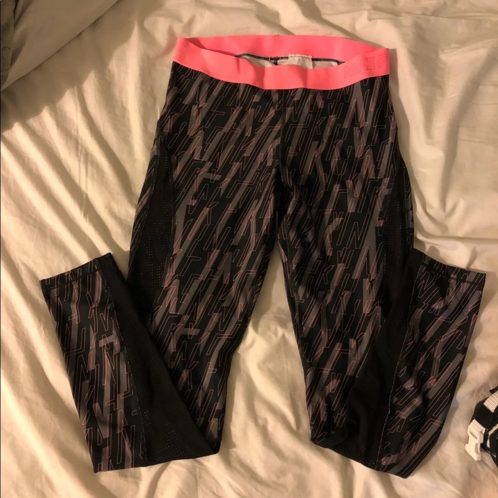 Nike leggings